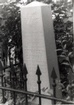 Somossy Sámuel esperes lelkész sírja, 1965-ből, még vaskorláttal