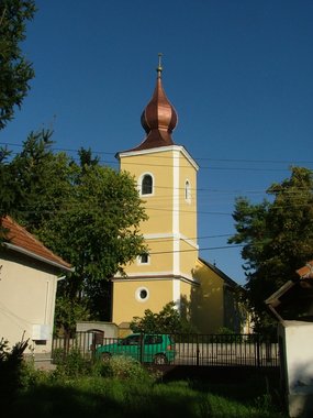 A felsődobszai református templom